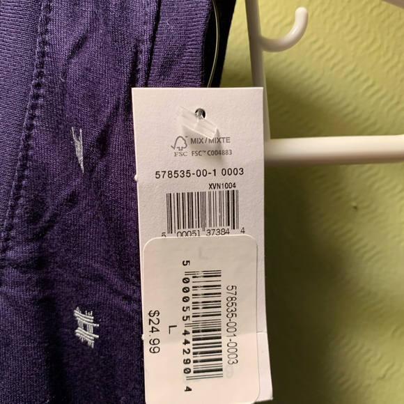 Gap woman’s shirt - Picture 2 of 4